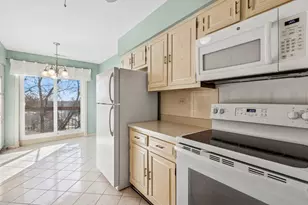 9500 N Washington St, Niles, IL 60714 - Photo 8