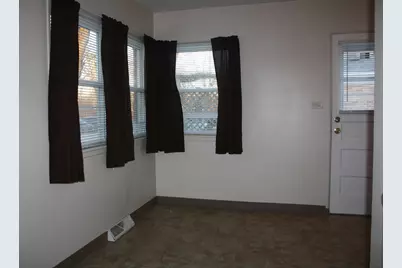 831 E South Broadway Avenue, Lombard, IL 60148 - Photo 6