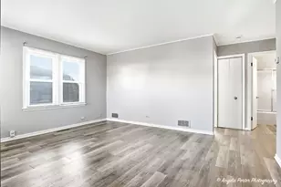 1315 Cherokee Dr, Round Lake Beach, IL 60073 - Photo 4