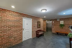 800 Washington Blvd, Oak Park, IL 60302 - Photo 2