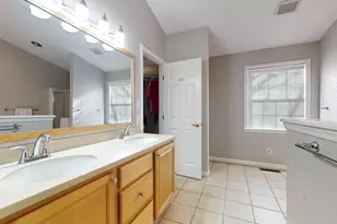 306 N Beringer Cir, Urbana, IL 61802 - Photo 10