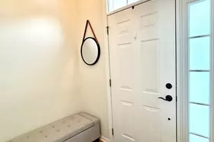 362 Broadmoor Ln, Bartlett, IL 60103 - Photo 2