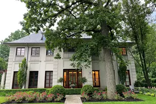 528 Roslyn Rd, Kenilworth, IL 60043 - Photo 2