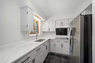 18W118 14th St, Villa Park, IL 60181 - Photo 6