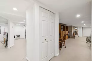 1090 Roselle Rd, Inverness, IL 60067 - Photo 40