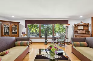 1090 Roselle Rd, Inverness, IL 60067 - Photo 8