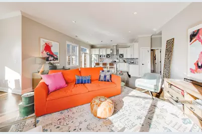 2752 W Argyle Street #4, Chicago, IL 60625 - Photo 6