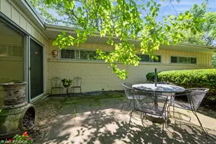 595 Ravinia Rd, Highland Park, IL 60035 - Photo 24