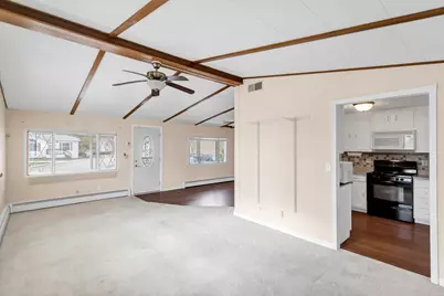 1053 Lakeview Road, Elgin, IL 60123 - Photo 6