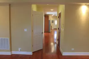 6310 N Rockwell St, Chicago, IL 60659 - Photo 4