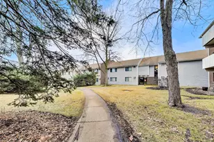 3000 Bayside Dr, Palatine, IL 60074 - Photo 18