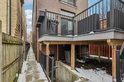 3137 N Spaulding Avenue, Chicago, IL 60618 - Photo 36