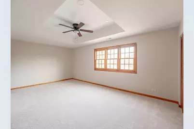 5635 N Kostner Avenue, Chicago, IL 60646 - Photo 8