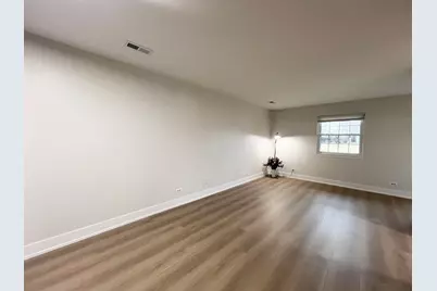 66 Gant Circle #D, Streamwood, IL 60107 - Photo 8