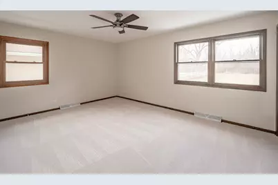 9836 W Paxton Drive, Beach Park, IL 60099 - Photo 12