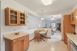 3306 Stakes Ln, Grayslake, IL 60030 - Photo 14