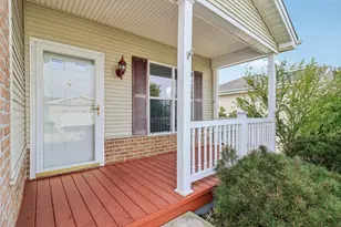 3306 Stakes Ln, Grayslake, IL 60030 - Photo 4