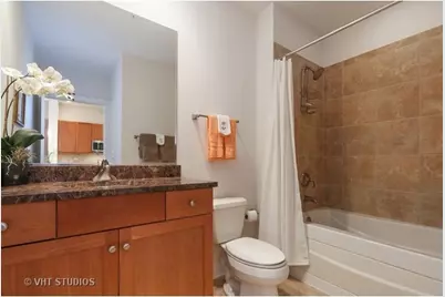 450 Village Center Drive #413, Burr Ridge, IL 60527 - Photo 10