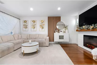 8239 Sayre Avenue, Burbank, IL 60459 - Photo 10