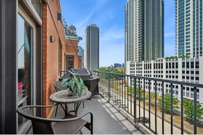 330 N Clinton Street #603, Chicago, IL 60661 - Photo 14