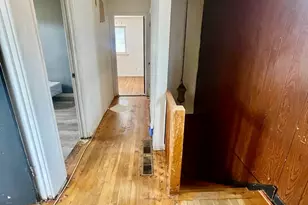 9527 S Parnell Ave, Chicago, IL 60628 - Photo 24