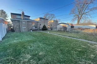 9527 S Parnell Ave, Chicago, IL 60628 - Photo 38