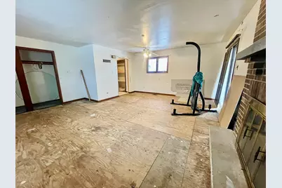 9527 S Parnell Avenue, Chicago, IL 60628 - Photo 14