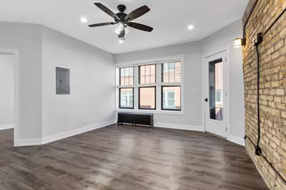 6109 N Winthrop Avenue #3, Chicago, IL 60660 - Photo 2