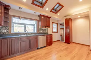 574 Hitchcock Ave, Lisle, IL 60532 - Photo 4