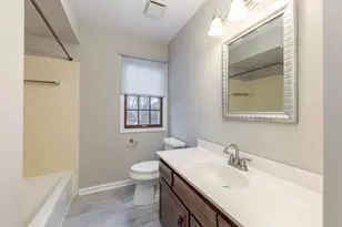 903 Canyon Run Rd, Naperville, IL 60565 - Photo 22