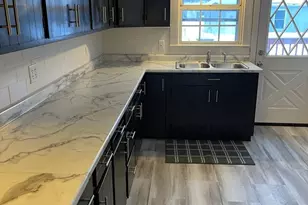 371 N Center Ave, Bradley, IL 60915 - Photo 4