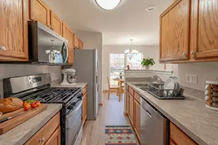 1559 Bluestem Ln, Minooka, IL 60447 - Photo 4