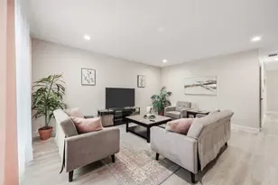 10907 S Normandy Ave, Worth, IL 60482 - Photo 2