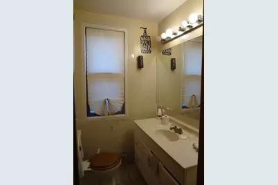 8811 S Constance Avenue, Chicago, IL 60617 - Photo 8