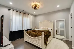 4634 S Langley Ave, Chicago, IL 60653 - Photo 6