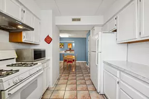 6400 W Berteau Ave, Chicago, IL 60634 - Photo 12