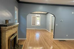 1120 N Lockwood Ave, Chicago, IL 60651 - Photo 4