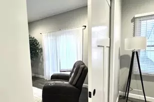 413 Moore St, Clifton, IL 61727 - Photo 16