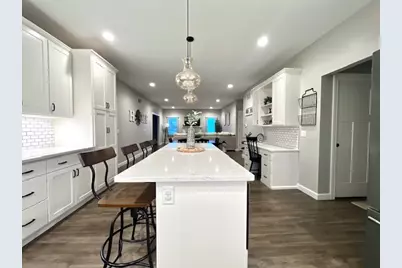 413 Moore Street, Clifton, IL 61727 - Photo 10