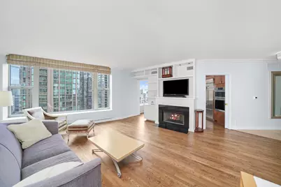 25 E Superior Street #2805, Chicago, IL 60611 - Photo 2