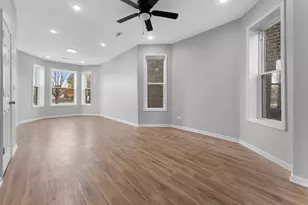 736 N Sawyer Ave, Chicago, IL 60624 - Photo 4