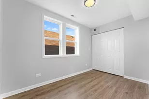 736 N Sawyer Ave, Chicago, IL 60624 - Photo 20