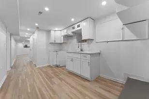 736 N Sawyer Ave, Chicago, IL 60624 - Photo 22