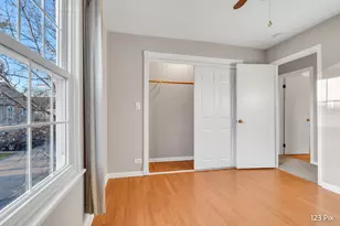 111 Brookwood Ct, Vernon Hills, IL 60061 - Photo 16