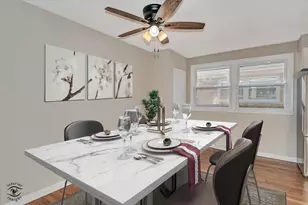 11404 S Millard Ave, Chicago, IL 60655 - Photo 8