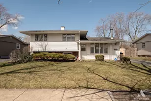 3034 190th St, Lansing, IL 60438 - Photo 2