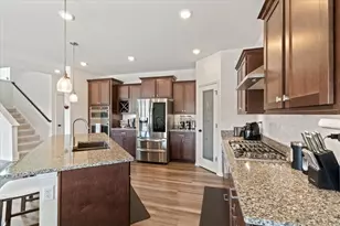 28609 Augusta Ln, Lakemoor, IL 60051 - Photo 8