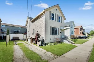 7515 W Douglas Ave, Summit, IL 60501 - Photo 2
