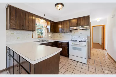 10912 Princess Avenue, Chicago Ridge, IL 60415 - Photo 16