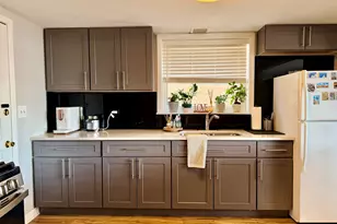 7238 W Crain St, Niles, IL 60714 - Photo 4